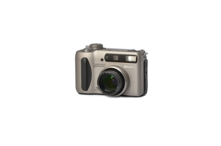 Sony Cyber-Shot DSC-S75 MPEGMOVIEEX Camera