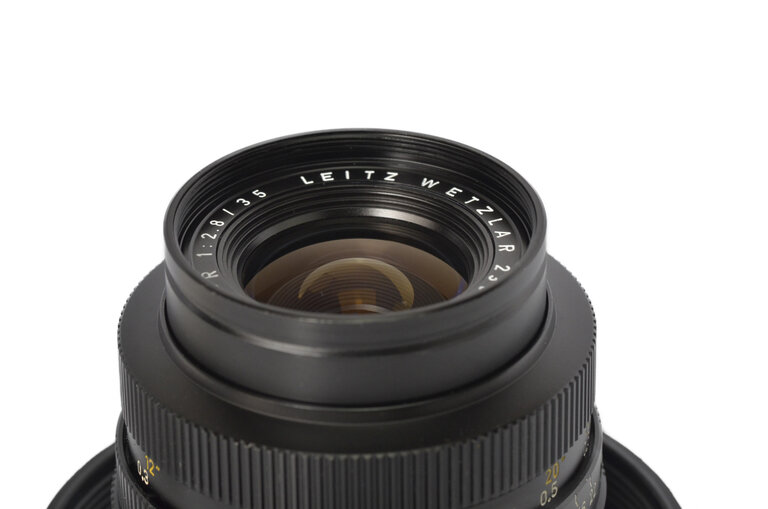 Leitz Leica 35mm f/2.8 Elmarit-R (3 Cam) (Germany)