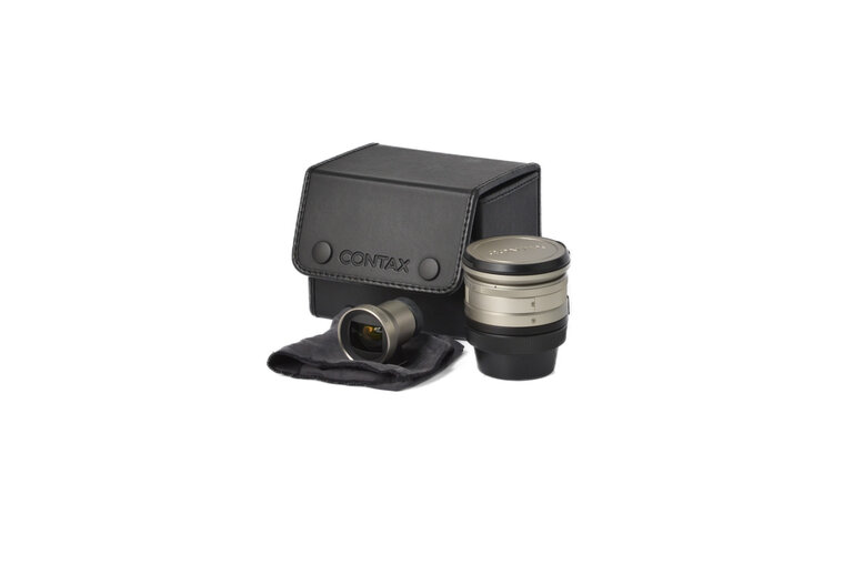 Zeiss Biogon T* 21mm f/2.8 (with holographic external viewfinder)
