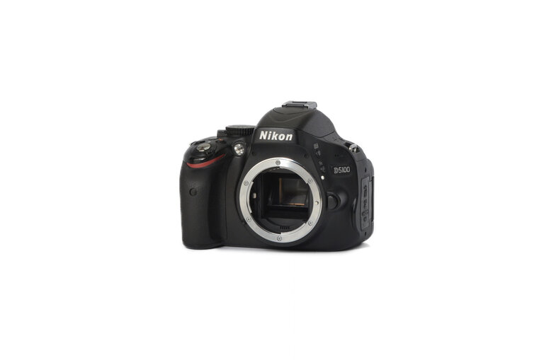 Nikon Nikon D5100 Body