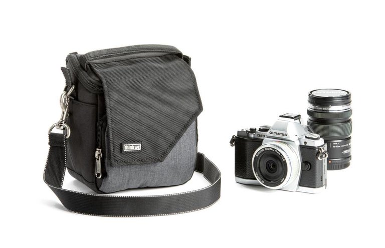 Think Tank Think Tank Photo Mirrorless Mover 10 Camera Bag (Dark Blue)
