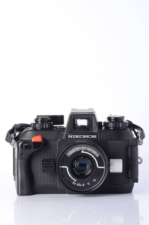 Nikon Nikon Nikonos IV-A w/ 35mm f/2.5