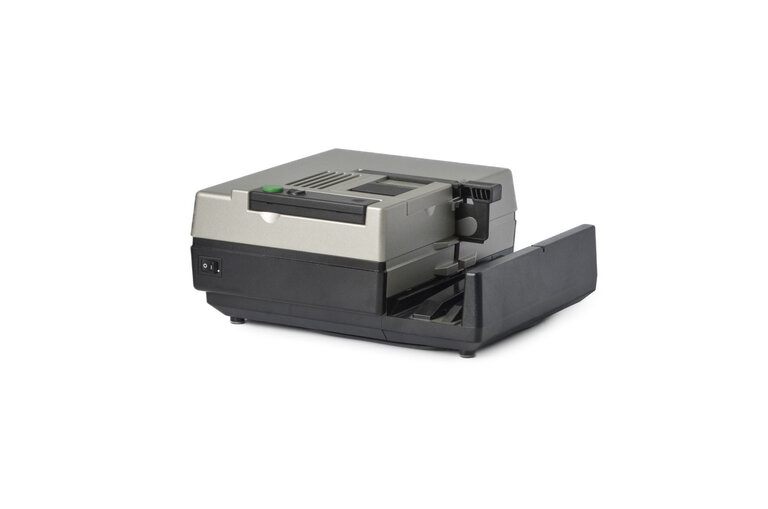Leica Leica Pradovit Color 150 with: Hektor-P2 85mm f/2.8 35mm Slide Projector