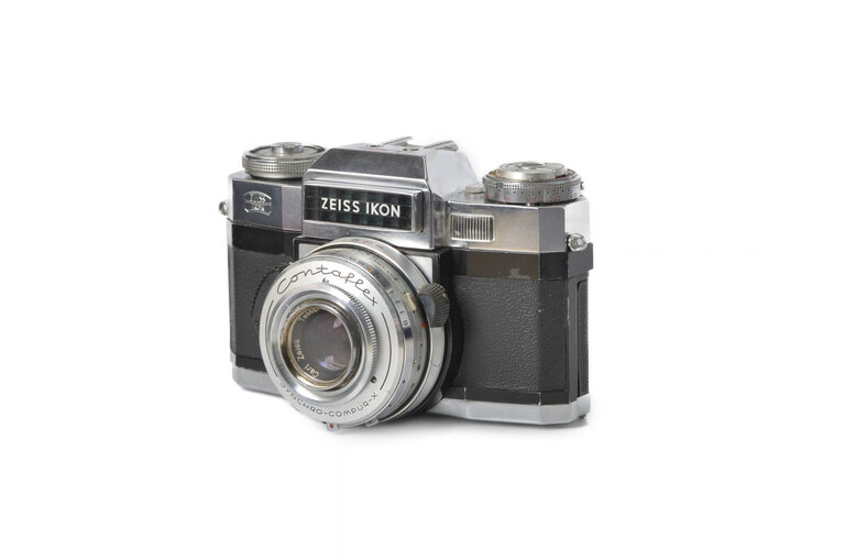 Zeiss Zeiss Ikon Contaflex Syncrho-Compur-X "Flash Matic" 35mm Film Camera with Tessar 50mm f/2.8
