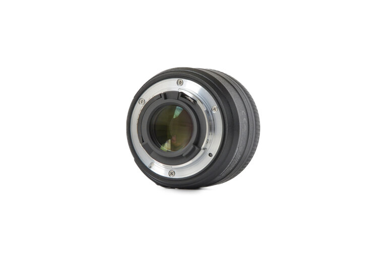 Nikon Nikon Nikkor 35mm f/1.8 G AF-S DX Autofocus Lens (Kit with Box, Cover, Hood, Manuals)