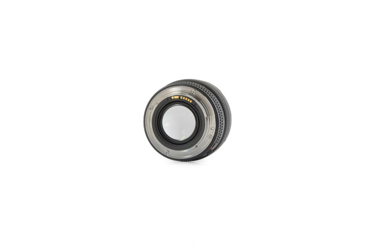 Canon Canon 50mm f/1.4 USM EF Lens (with box)