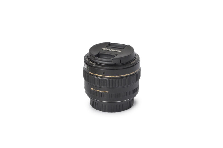 Canon Canon 50mm f/1.4 USM EF Lens (with box)