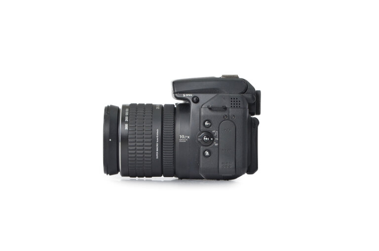 Fujifilm Fujifilm FinePix S9000 9MP Digital Camera