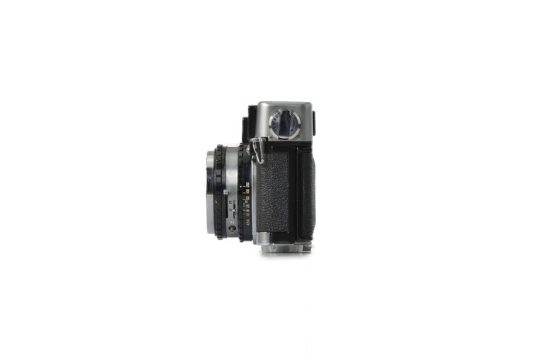 Fujica Fujica 35-EE 35mm Film Rangefinder Camera