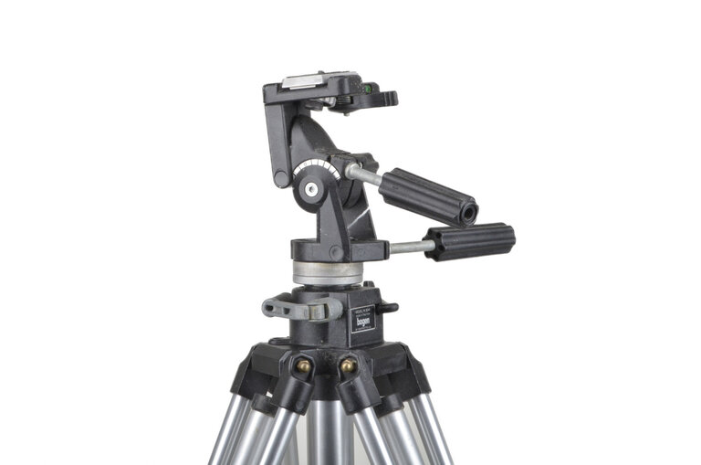 Bogen 3040 Professional Tripod with Pan Tilt Head