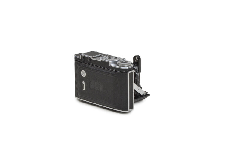 Zeiss Zeiss Ikon Super Ikomat 530/16 6x6 Medium Format Film Camera