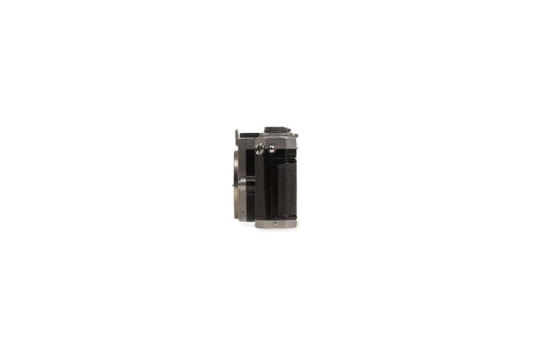 Nikon Nikon F Film Camera Body (No Finder)