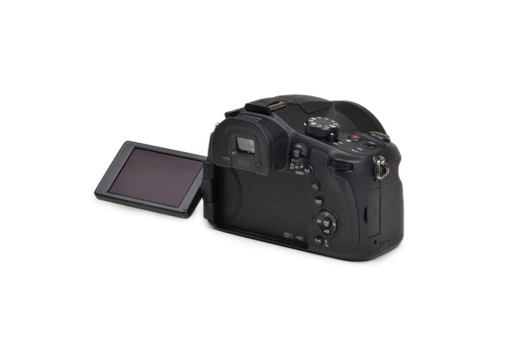Panasonic Panasonic Lumix DMC-FZ1000 Mirrorless Digital Camera with Leica 25-400mm Lens