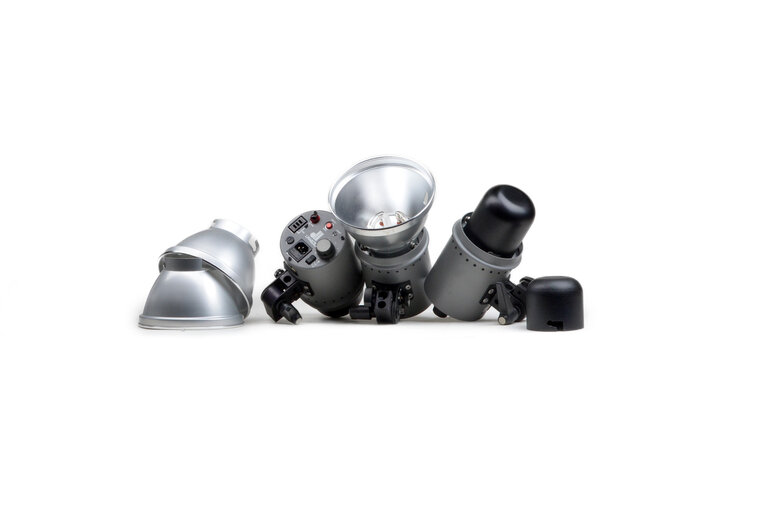 Dyna-Lite Dyna-Lite Uni400 Monolite Studio Kit (3 lights)