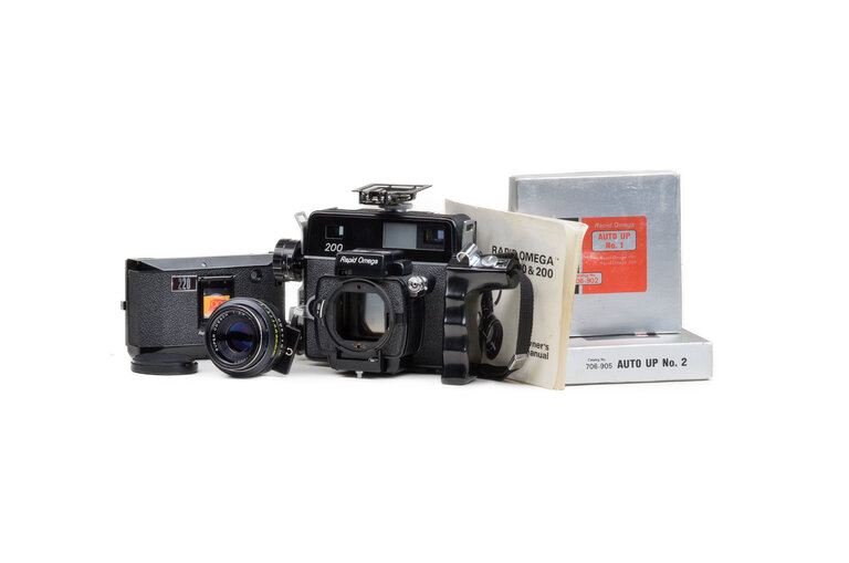 omega Rapid Omega 200 Kit with Super Omegon 90mm f/3.5 Lens, 120 & 220 Film Holder Backs, Auto Up No. 1 + 2 Close-Up Focusing Adapters