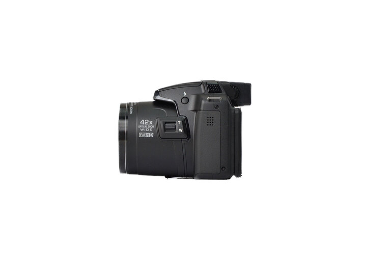 Nikon Nikon Coolpix P510 Point and Shoot CMOS Digital Camera with 4.3-180mm f/3-5.9 Zoom Lens (kit in box w/ charger + manual)