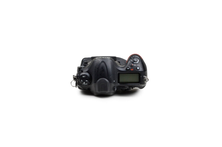Nikon Nikon  D4 Body 16.2 MP
