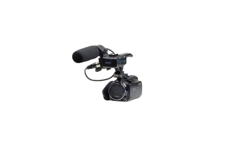 Sony Sony HXR-NX30u Professional Digital Camcorder Kit