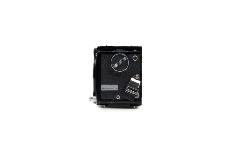 Bronica Zenza Bronica ETR (1st Gen) 6x4.5 Medium Format Camera w/ Crank (body only)