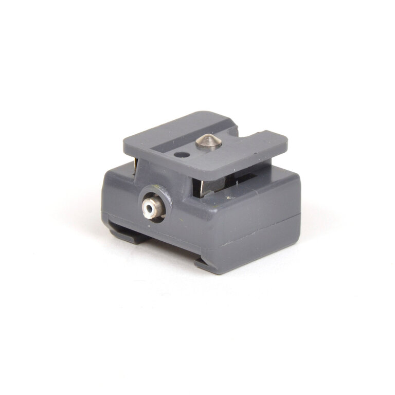 Schmidt Hot Shoe to PC Connector Adapter - Made in Germany