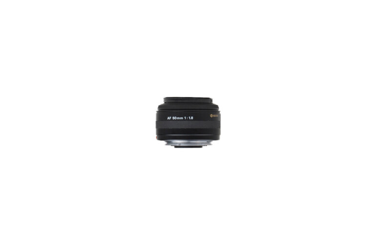 Yashica Yashica Lens AF 50mm f/1.8 (230 AF Mount)