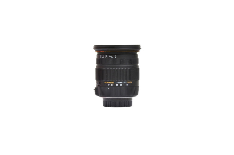 Sigma Sigma Zoom 17-50mm f/2.8 EX DC OS HSM