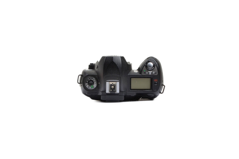 Nikon Nikon D70 DSLR Camera (Body Only)