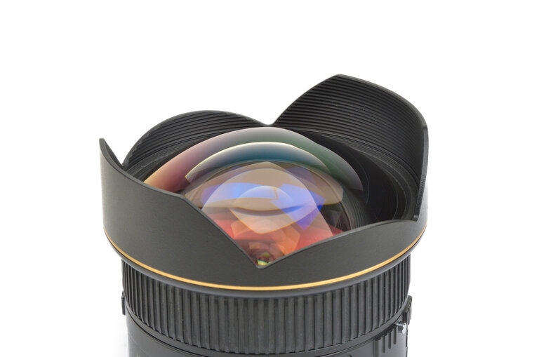 Nikon Nikon ED AF Nikkor 14mm f/2.8