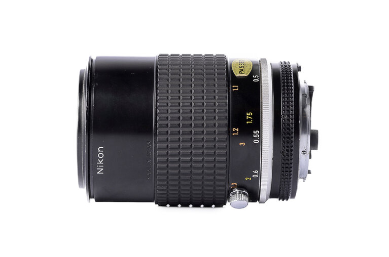 Nikon Nikon 105mm f/4 Nikkor Micro AIS