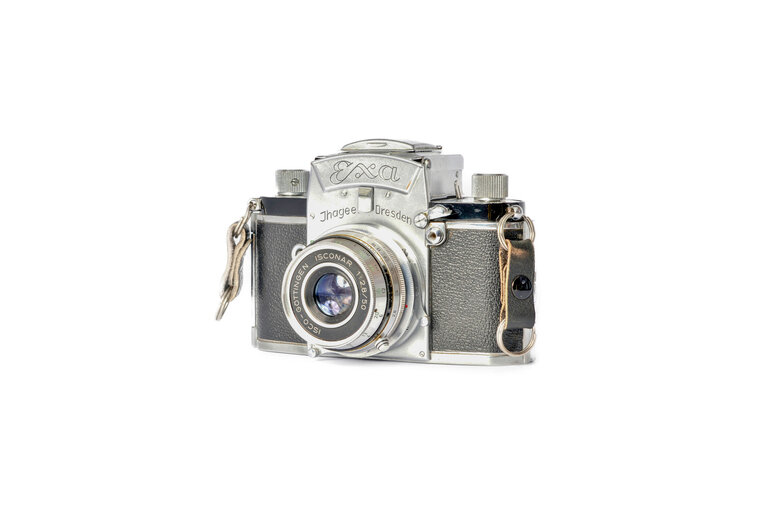EXA Jhagee Dresden 35mm Camera w/Isconar 50mm f/2.8