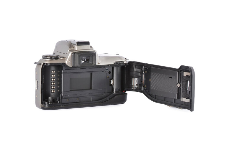 Nikon Nikon N65 Film Camera Body