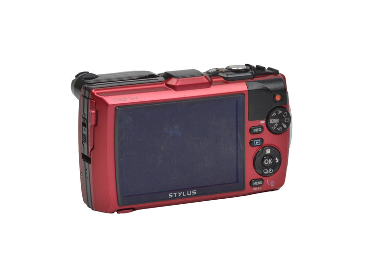 Olympus Olympus Stylus Tough TG-4 w/ FD-1 Underwater Camera