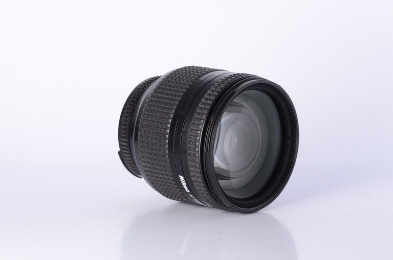 Nikon Nikkor AF 24-120mm f/3.5-5.6 D Zoom Lens for Nikon AI-S Mount