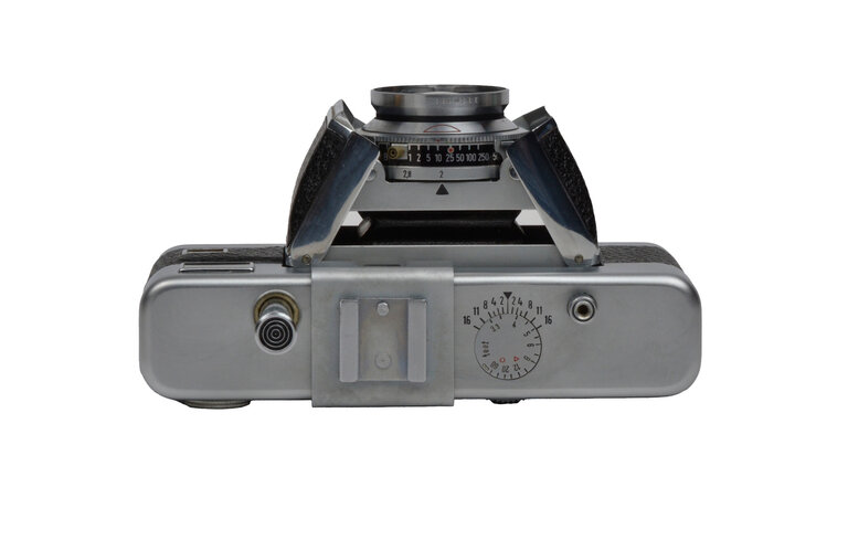 Voigtlander Voigtlander Vitessa A vII with cold shoe accessory