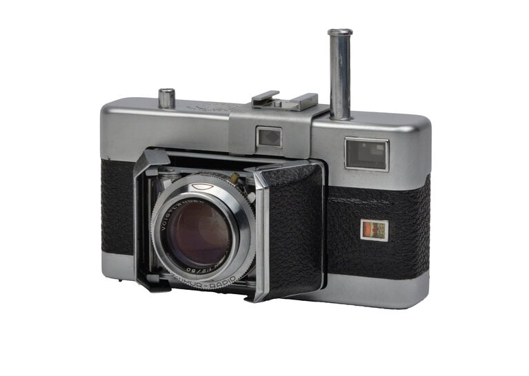 Voigtlander Voigtlander Vitessa A vII with cold shoe accessory