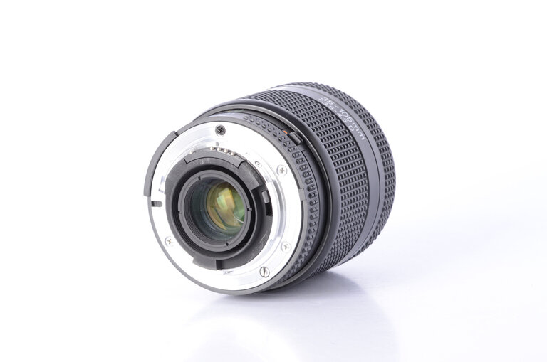 Nikon Nikon AF Nikkor 35-105mm f/3.5-4.5 D