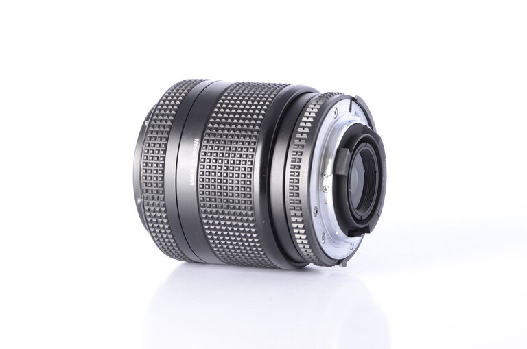 Nikon Nikon AF Nikkor 35-105mm f/3.5-4.5 D