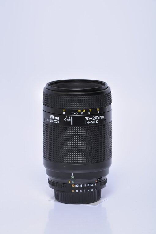 Nikon Nikon 70-210mm f/4-5.6  Nikkor Zoom Lens