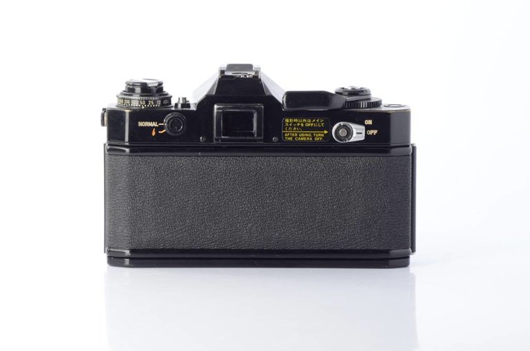 Canon Canon EF 35mm Film Camera Body Black