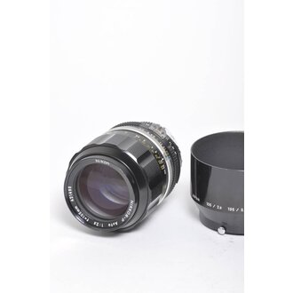 Nikon Nikon Nikkor-P 105mm F2.5 AI w/ HS-4