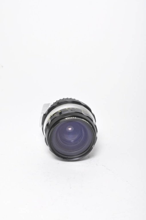 Nikon Nikon Nikkor -H 28mm F/3.5 AI'd