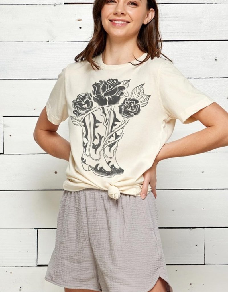 Cowboy Boots & Roses Tee