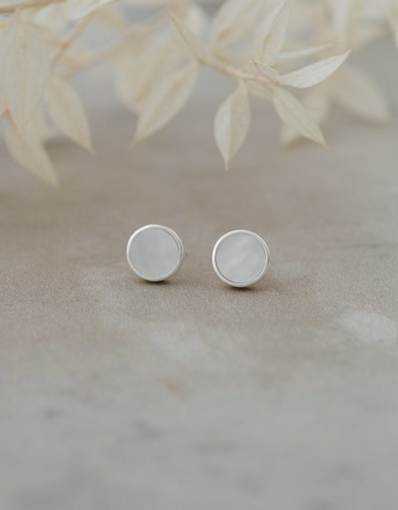 Glee Jewelry Alluring Studs Mother of Pearl
