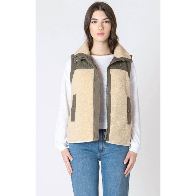Tay 2 Sherpa Vest
