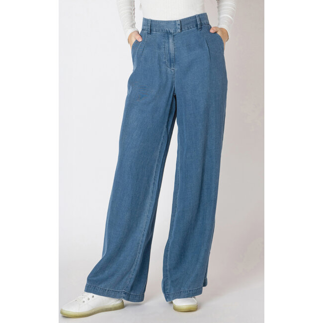 Tori Trouser