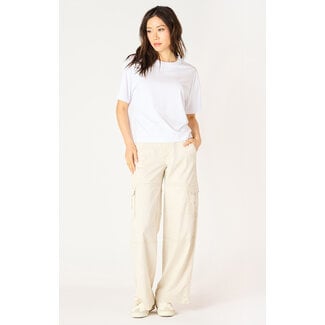 Zoe Essential Tee