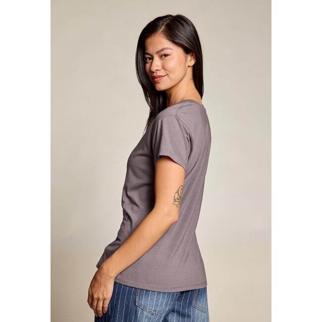 Flora Vneck