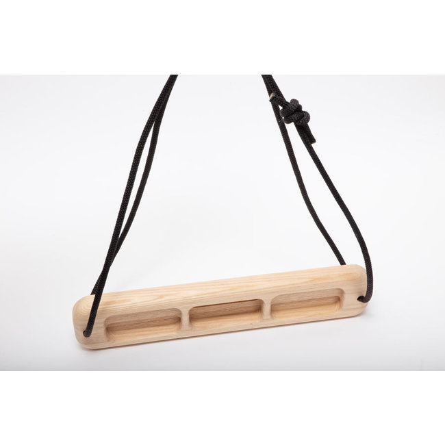 Alannah Yip Portable Hangboard