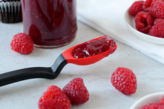 Measuring Cups, Spoons, Scoops & Scales