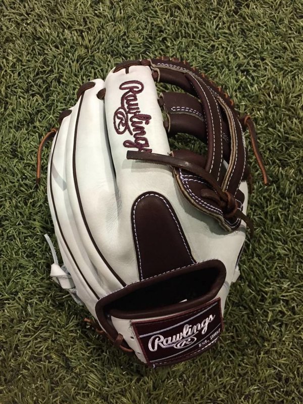 Rawlings Rawlings Glove of the Month Heart Of the Hide PRO205-6 WMA White/Brown 11.75'' RHT